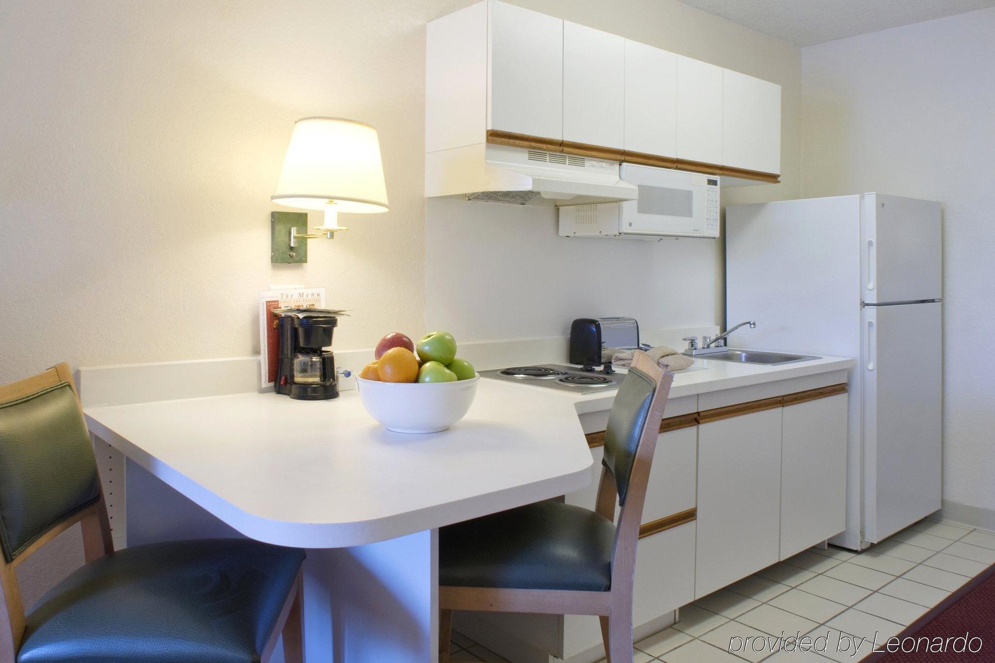 Beachwood Extended Suites Orange Exteriör bild